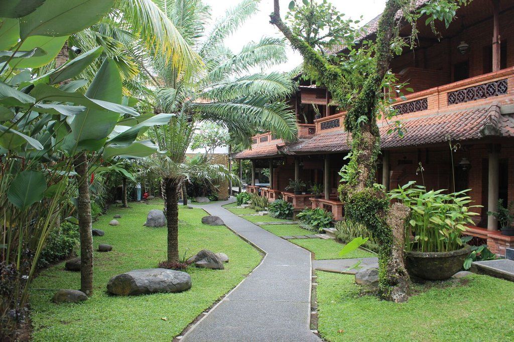 Hotel The Grand Sunti à Ubud Extérieur photo