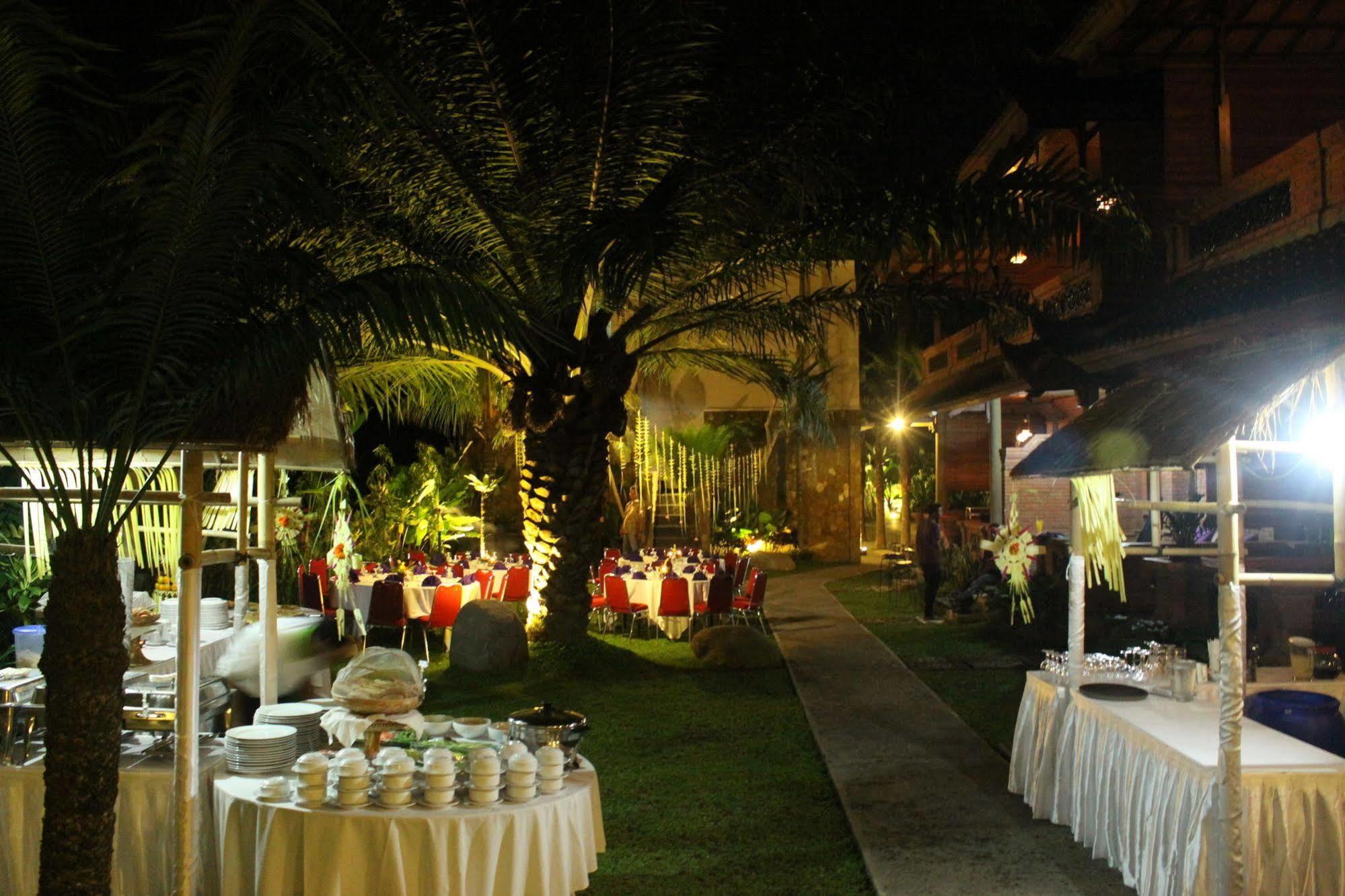 Hotel The Grand Sunti à BALI Extérieur photo