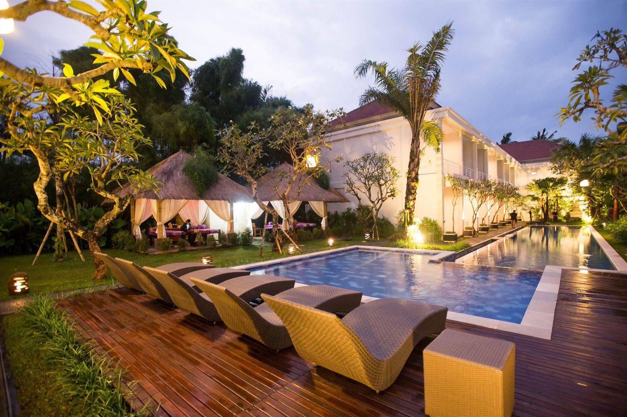 Hotel The Grand Sunti à BALI Extérieur photo